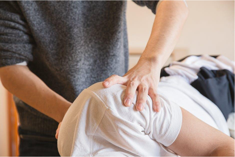 The Ultimate Guide to Chiropractic Care: 4 Things You Need to Know